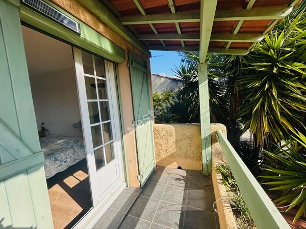 Maison T5 avec STUDIO INDEPENDANT - VUE MER à LA CIOTAT