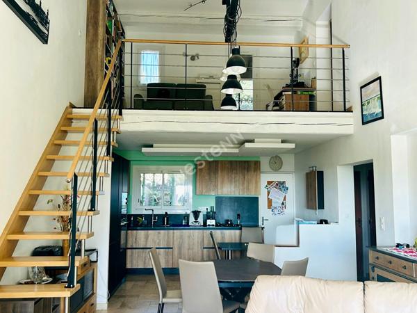 Maison T5 avec STUDIO INDEPENDANT - VUE MER à LA CIOTAT