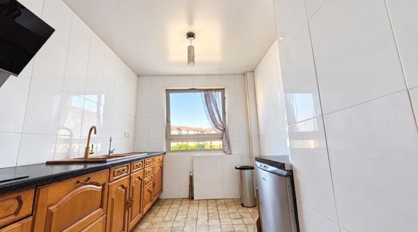 Appartement Paris 4 pieces Porte de la Chapelle75018