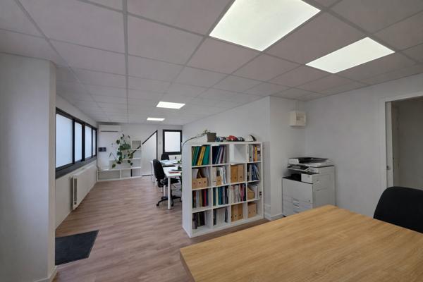 Bureau - 120 m²