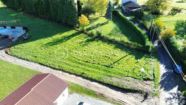 Terrain de 1 267 m²