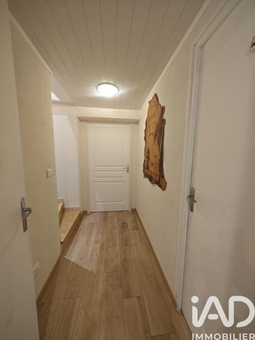 Maison à vendre 10 pièces 200 m² Fontaine-Mâcon
