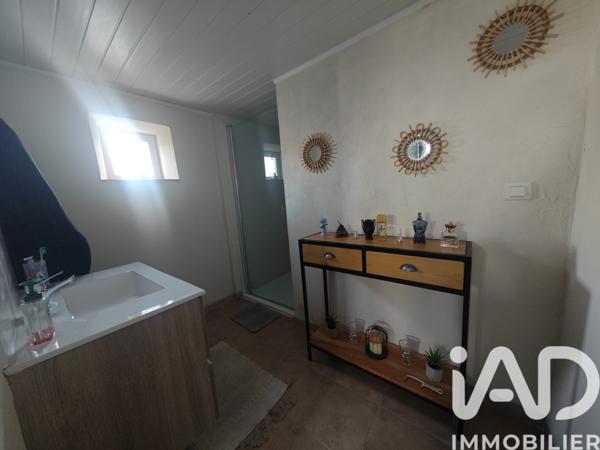 Maison à vendre 10 pièces 200 m² Fontaine-Mâcon