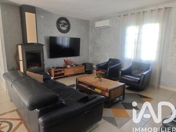 Maison à vendre 10 pièces 200 m² Fontaine-Mâcon