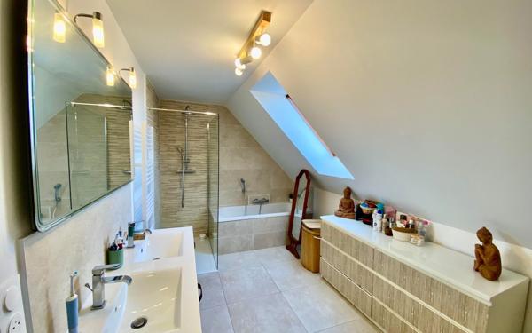 Maison à vendre    4 pièces • 130 m2 Wattrelos