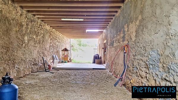 SAINT-IGNY-DE-VERS – Grande maison familiale de 4 chambres