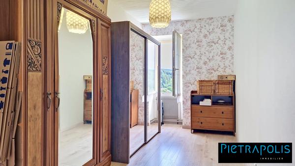 SAINT-IGNY-DE-VERS – Grande maison familiale de 4 chambres