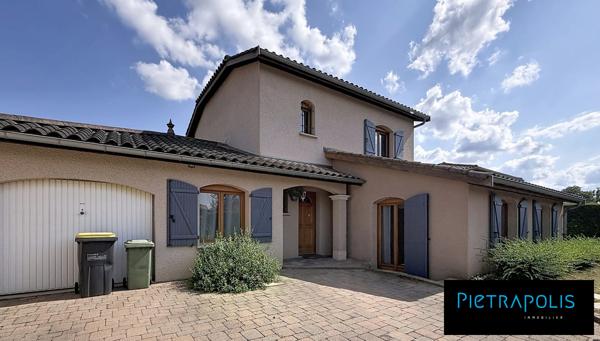 Trévoux - Maison familiale - 164m2 - Piscine chauffée - Terrain de 854m2