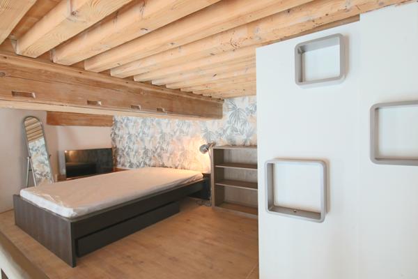 T1 meublé avec spacieuse mezzanine au coeur de Lyon- Dispo 10/09 !