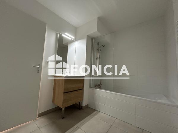 Location Appartement 3 pièces 66.64 m² - AVENUE DE BOLLAERT Lens 62300