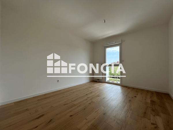 Location Appartement 3 pièces 66.64 m² - AVENUE DE BOLLAERT Lens 62300