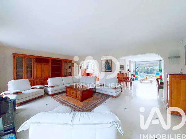 Maison à vendre 13 pièces 304 m² Saint-Pathus