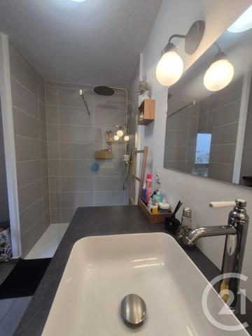 Appartement F2 à vendre  2 pièces - 48 m 2   BAYONNE  - 64