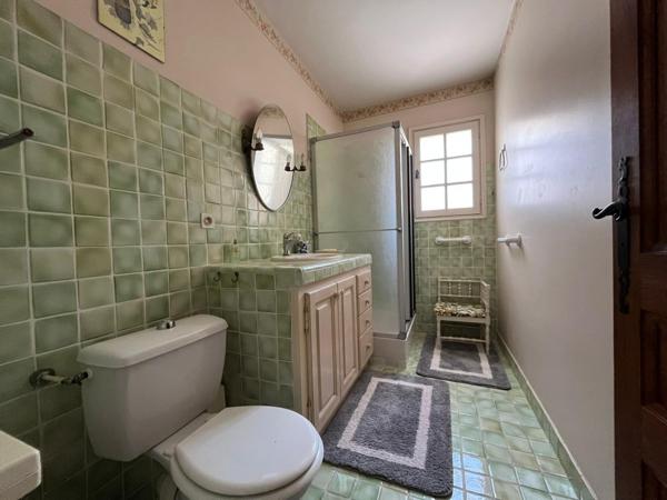 Cotignac – Maison de charme avec piscine, bastidon et court de tennis privé