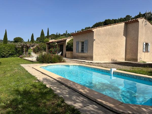 Cotignac – Maison de charme avec piscine, bastidon et court de tennis privé
