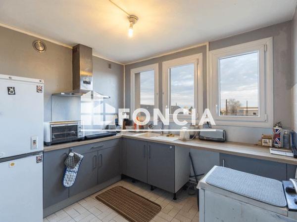 À vendre Appartement 4 pièces 74.06 m² - Tarbes 65000