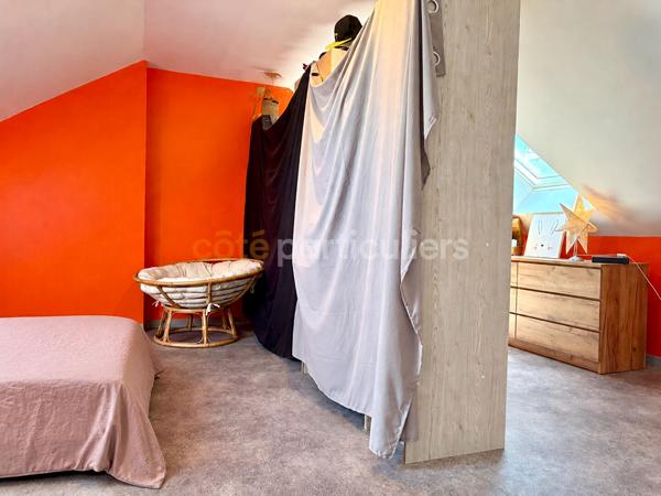 Vente
                Maison125 m² - 5 Pièces -
                    VALOGNES (50700)