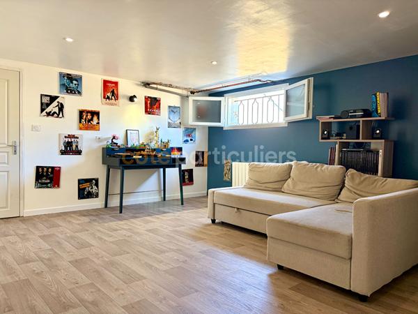Vente
                Maison125 m² - 5 Pièces -
                    VALOGNES (50700)