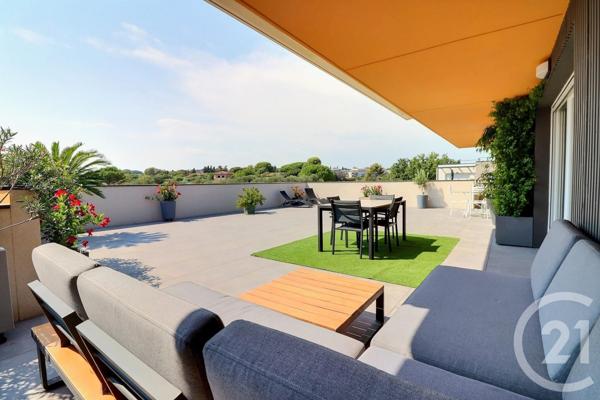 Appartement T4 à vendre  4 pièces - 86,91 m2 FREJUS - 83