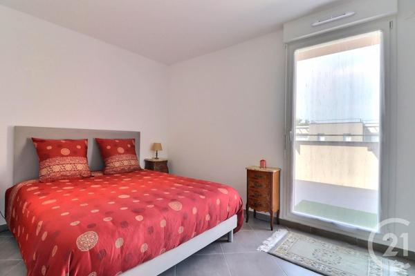 Appartement T4 à vendre  4 pièces - 86,91 m2 FREJUS - 83