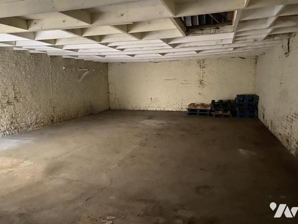 A VENDRE IMMEUBLE D HABITATION ET DE COMMERCE SUR ROUBAIX