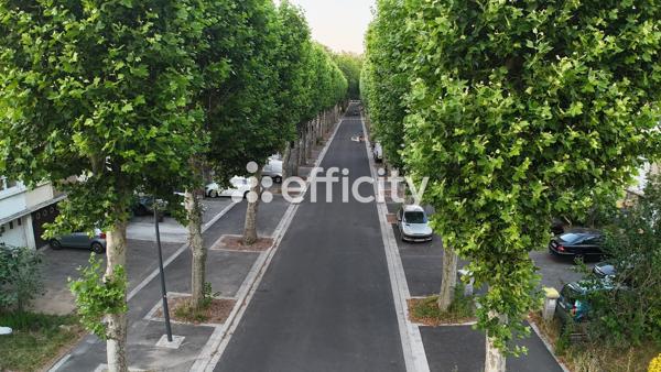 Maison
         5 pièces
        - 143 m² Exclusivité 269 000 € *