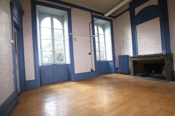 Hôtel particulier agrémenté de 2 pavillons sur 2735m2