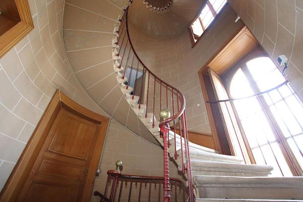 Hôtel particulier agrémenté de 2 pavillons sur 2735m2