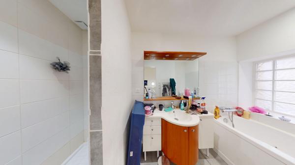 IMMEUBLE DE RAPPORT À CARCASSONNE !