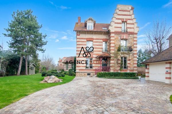 Propriété Le Vésinet - 327 m² - 10 pièces Le vesinet Propriété Le Vésinet - 327 m² - 10 pièces Le vesinet