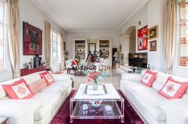 Propriété Le Vésinet - 327 m² - 10 pièces Le vesinet Propriété Le Vésinet - 327 m² - 10 pièces Le vesinet