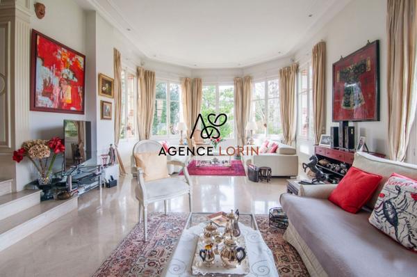 Propriété Le Vésinet - 327 m² - 10 pièces Le vesinet Propriété Le Vésinet - 327 m² - 10 pièces Le vesinet