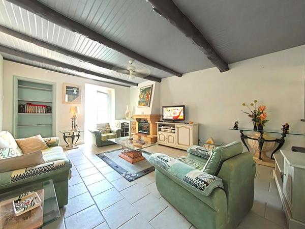 Maison Ouveillan 3 pièce(s) 90 m2