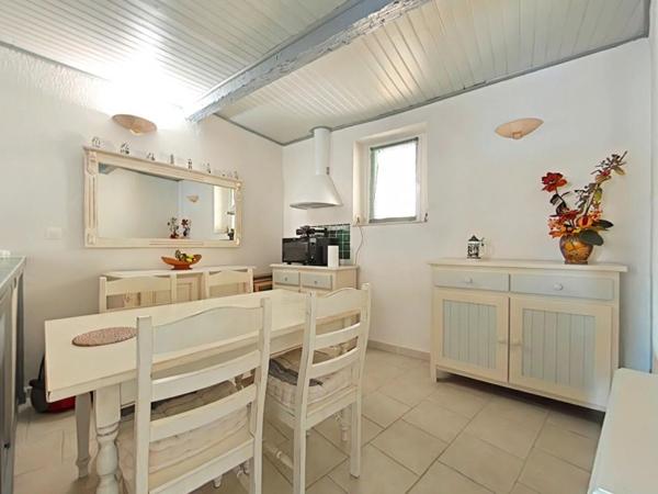 Maison Ouveillan 3 pièce(s) 90 m2