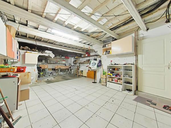 Maison Ouveillan 3 pièce(s) 90 m2