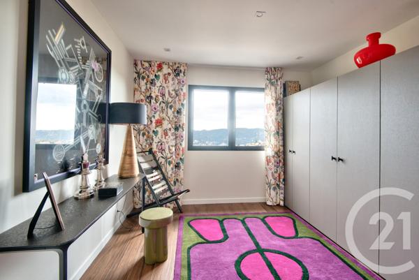 Maison à vendre  5 pièces - 191,87 m2 FALICON - 06