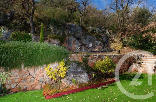 Maison à vendre  5 pièces - 191,87 m2 FALICON - 06