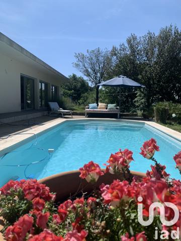 Maison à vendre 5 pièces 180 m² Vernègues