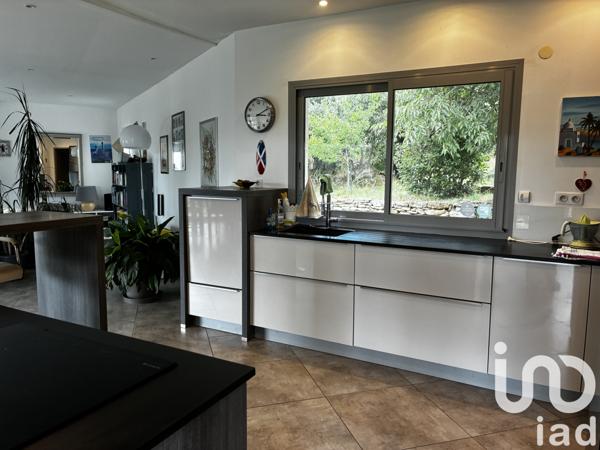 Maison à vendre 5 pièces 180 m² Vernègues