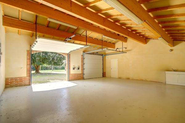 Vente Maison de luxe Toulouse 10 Pièces 300 m²