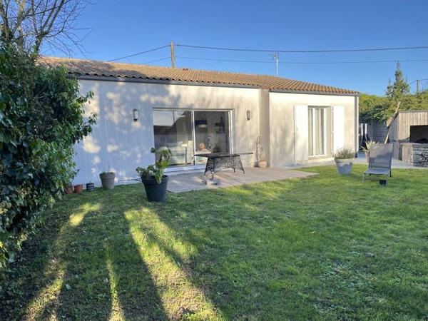 Maison à vendre |  Semussac |  4 pièces | 104 m²