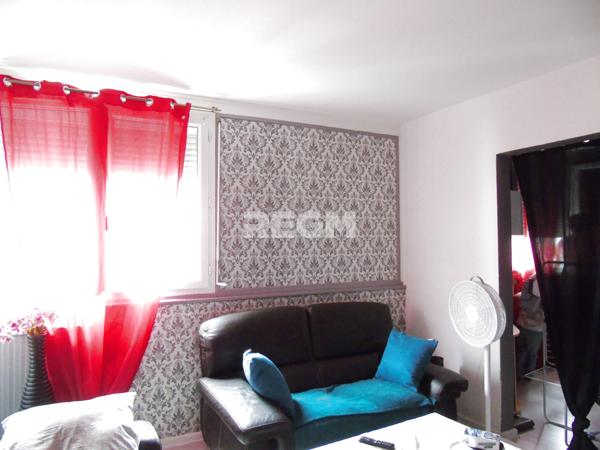 Saint-Étienne (42100) Idéal investissement locatif - Appartement 4 pièces 77 m2 - proximité cours Fauriel et grandes écoles à Saint-