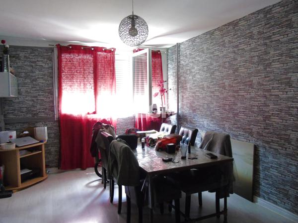 Saint-Étienne (42100) Idéal investissement locatif - Appartement 4 pièces 77 m2 - proximité cours Fauriel et grandes écoles à Saint-