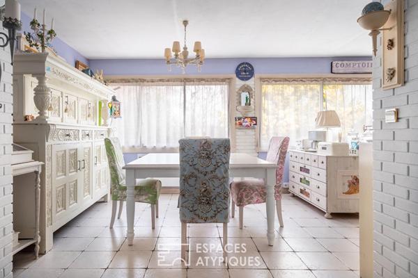 Maison familiale avec piscine intérieure