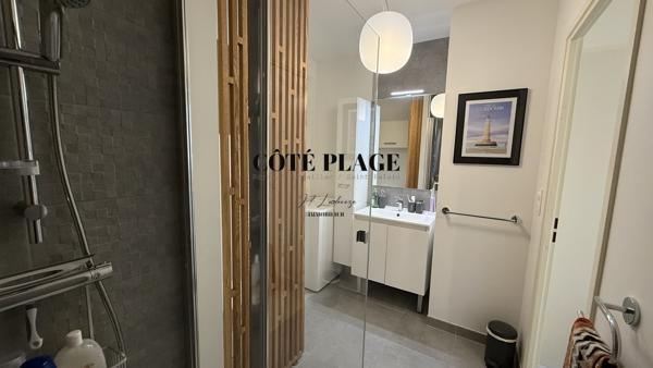 Royan (17200) Royan appartement T2 + terrasse au prix de + parking au prix de 265.000€ HAI