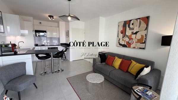 Royan (17200) Royan appartement T2 + terrasse au prix de + parking au prix de 265.000€ HAI