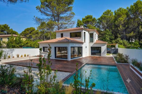 Vente Maison de luxe Aix-en-Provence 5 Pièces 166 m²