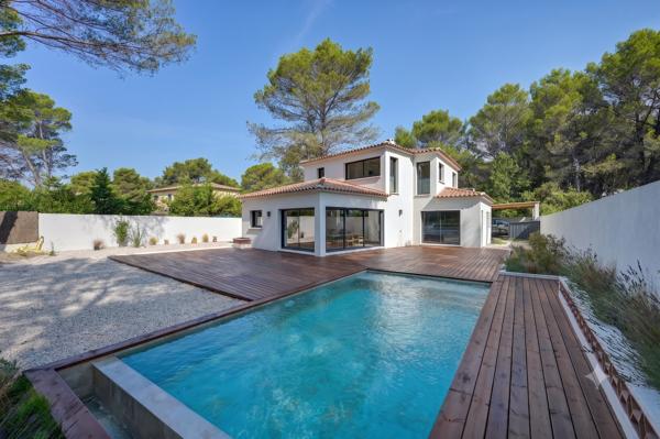 Vente Maison de luxe Aix-en-Provence 5 Pièces 166 m²