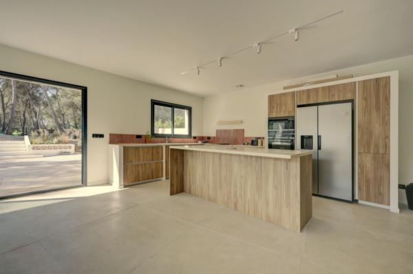 Vente Maison de luxe Aix-en-Provence 5 Pièces 166 m²