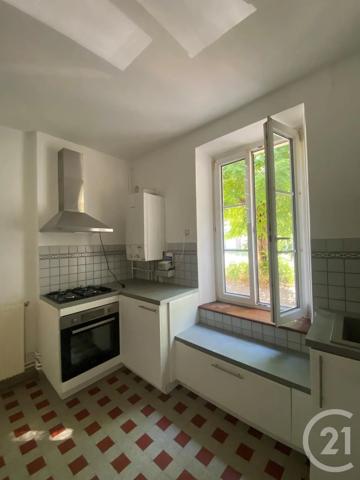 Immeuble à vendre  199 m 2   MONTIGNY LES METZ  - 57